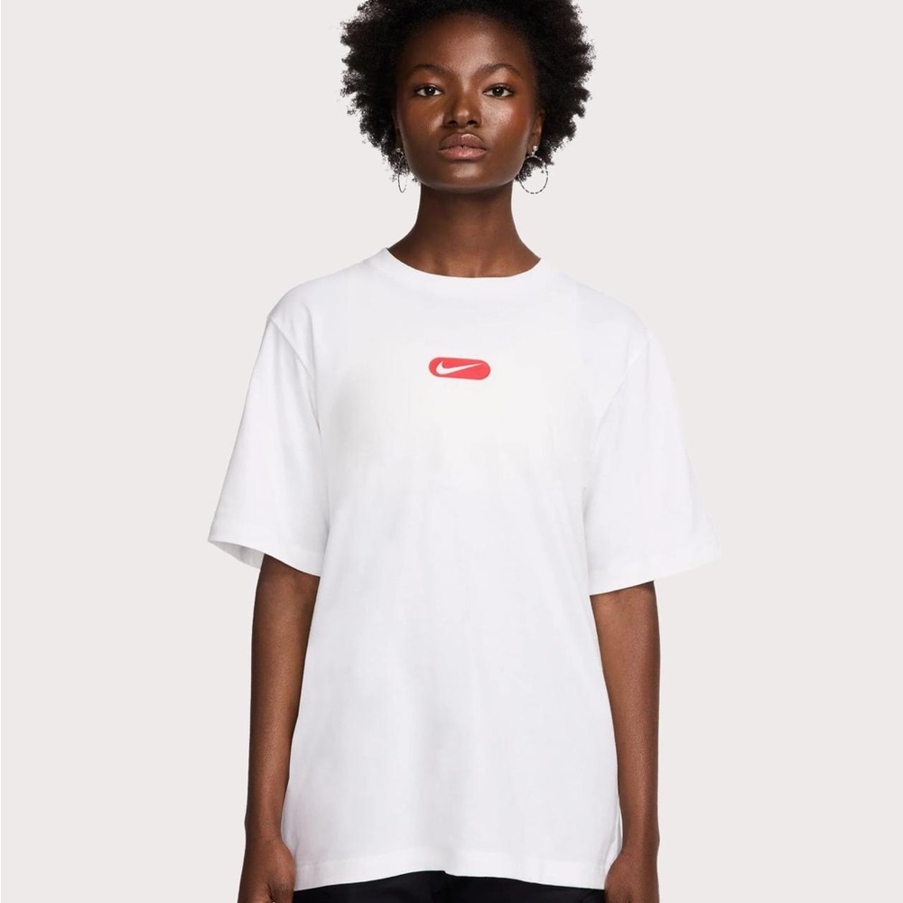 Nike vintage retro logo oversized fit small